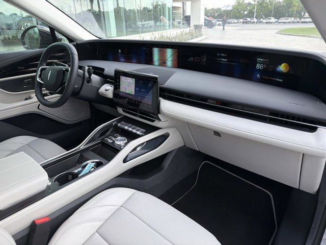 New 2026 Lincoln Nautilus Premier image 20