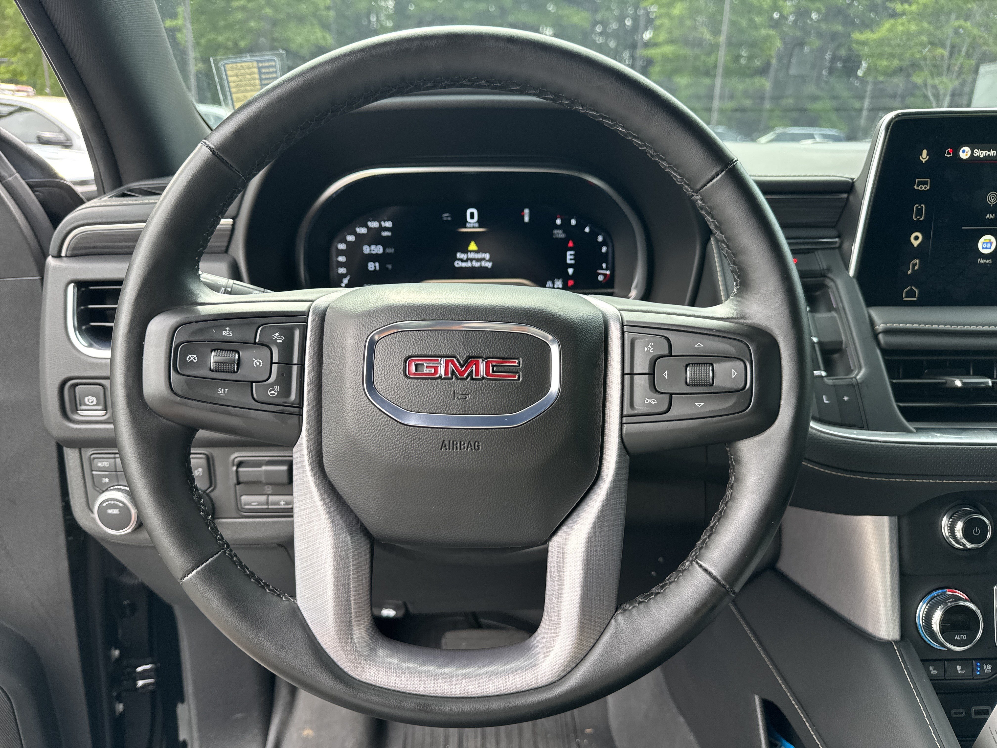 Certified 2024 GMC Yukon SLT w/ SLT Premium Package AWD/4WD image 9