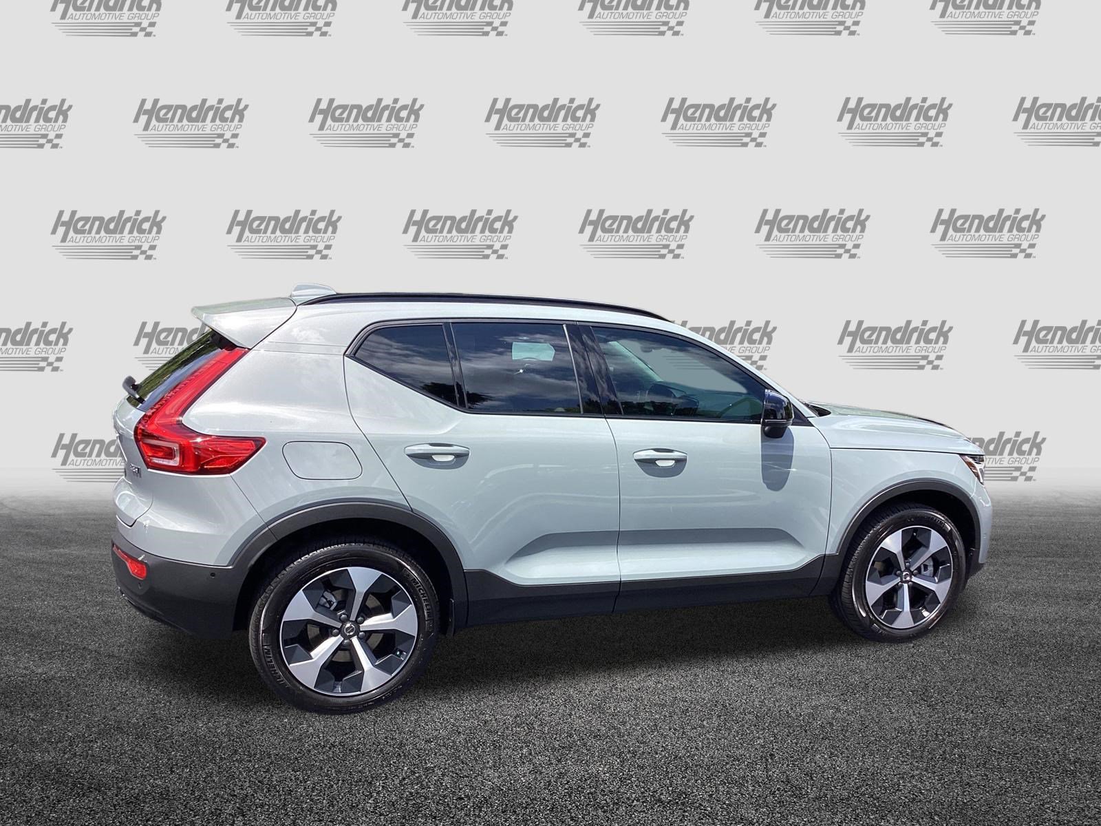 Used 2026 Volvo XC40 B5 Plus w/ Protection Package Premier image 10