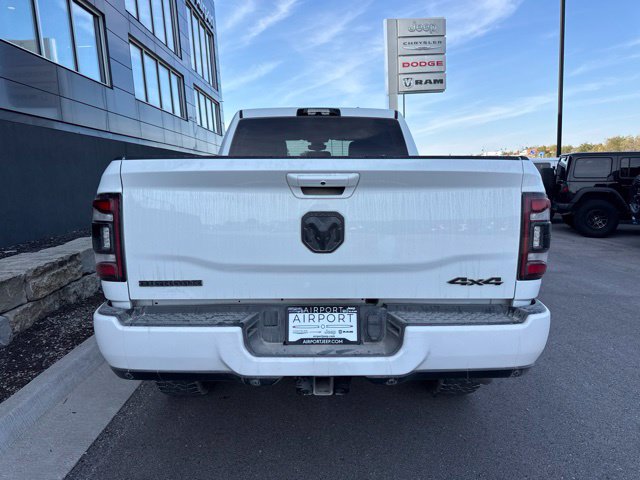 Used 2024 RAM 2500 Big Horn w/ Night Edition AWD/4WD image 4