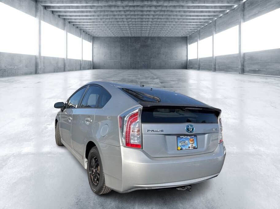 Used 2012 Toyota Prius Two image 4