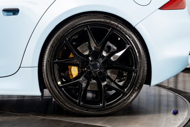 New 2025 Karma Revero Luxury image 12