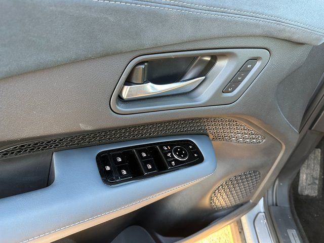 Used 2024 Nissan Ariya AWD image 22