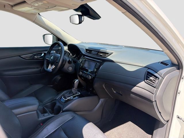 Used 2020 Nissan Rogue SL w/ Premium Package image 14