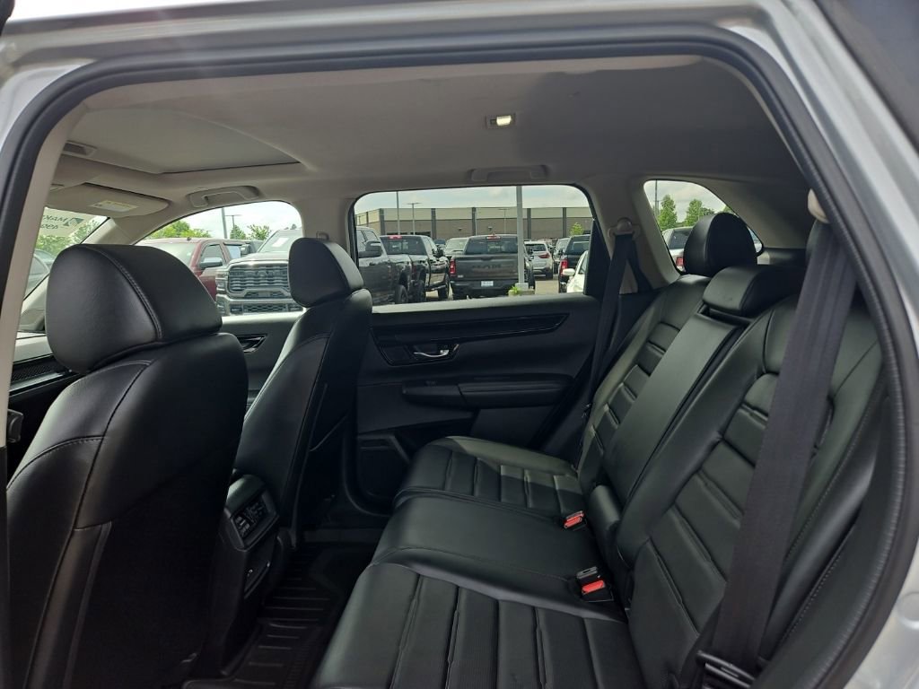Used 2025 Honda CR-V EX-L image 14