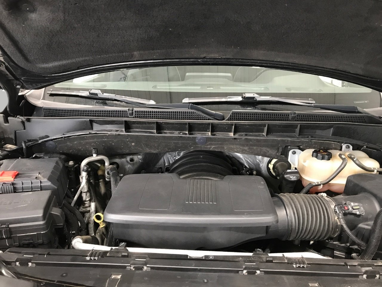 Used 2022 GMC Yukon SLT w/ SLT Luxury Package image 8