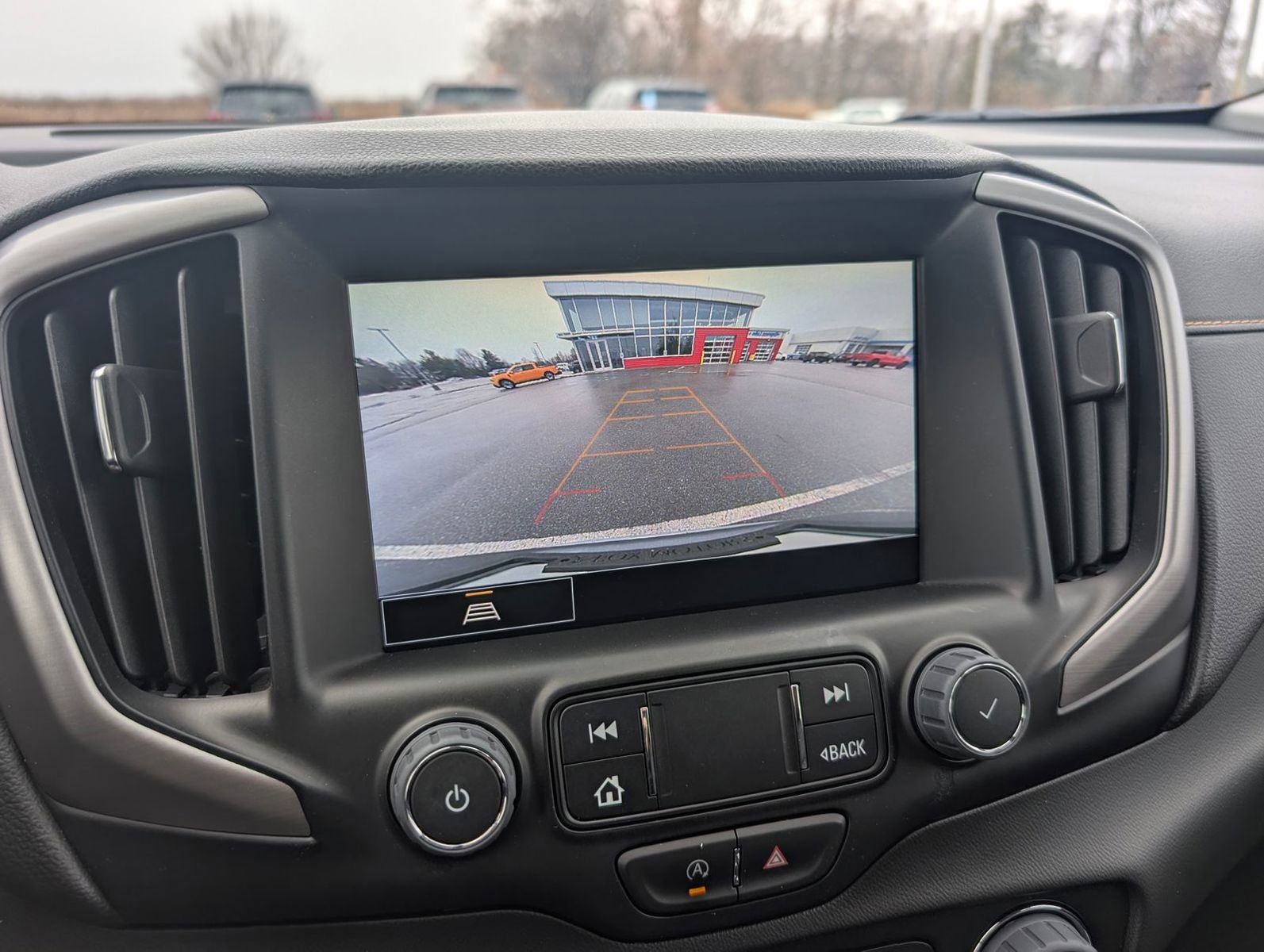 Used 2023 GMC Terrain AT4 image 21