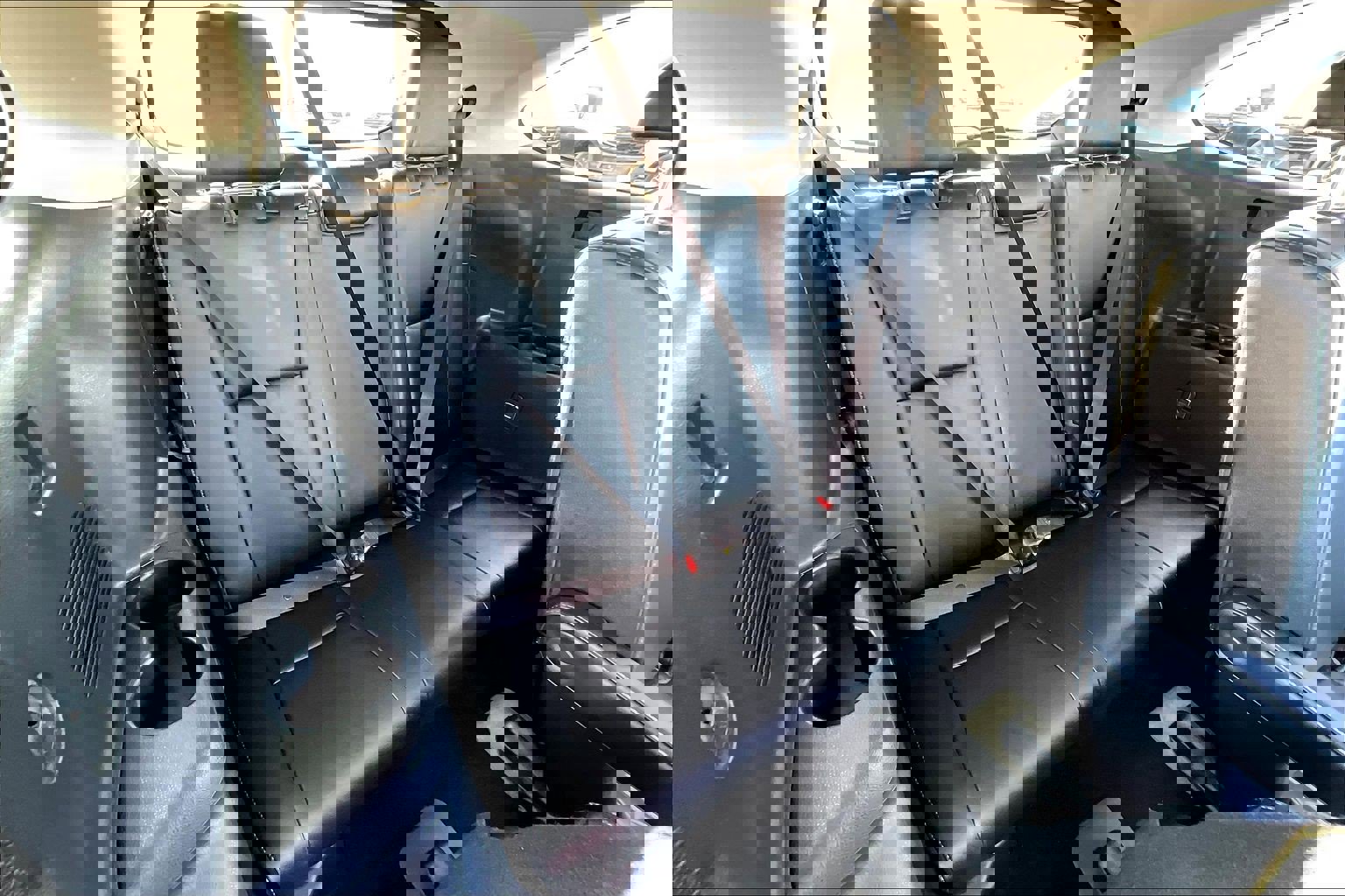 Used 2020 Toyota Highlander Limited image 28