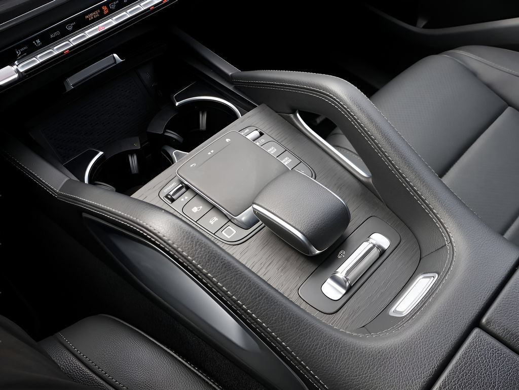 Certified 2025 Mercedes-Benz GLS 450 4MATIC image 29