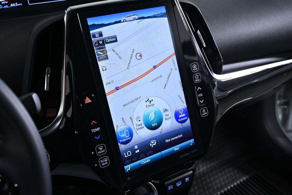 Used 2022 Toyota Prius Prime XLE image 21