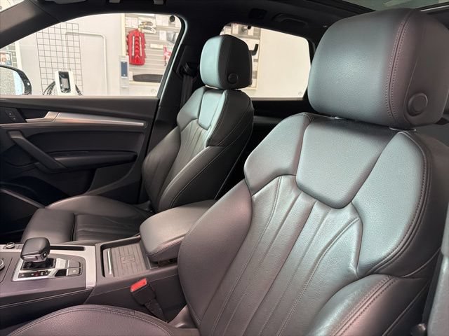 Used 2020 Audi Q5 2.0T Premium AWD/4WD image 13