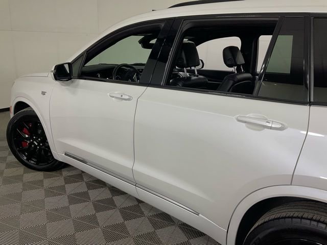 Certified 2023 Cadillac XT6 Sport w/ Technology Package image 32