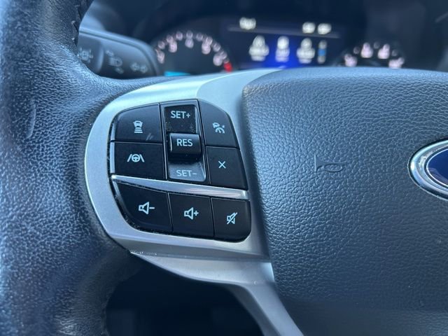 Used 2023 Ford Explorer XLT w/ Equipment Group 202A image 15