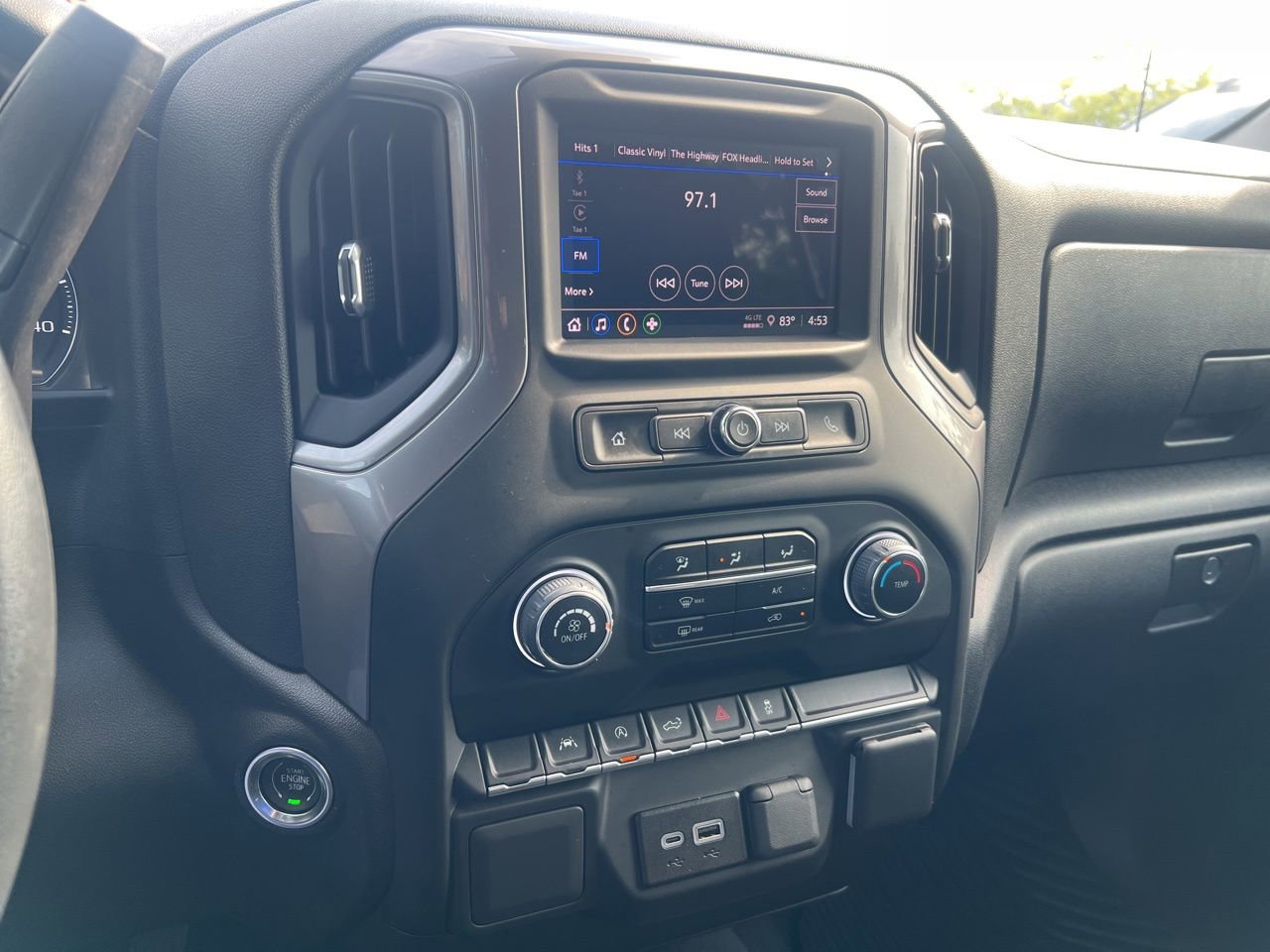 Used 2024 Chevrolet Silverado 1500 Custom AWD/4WD image 29