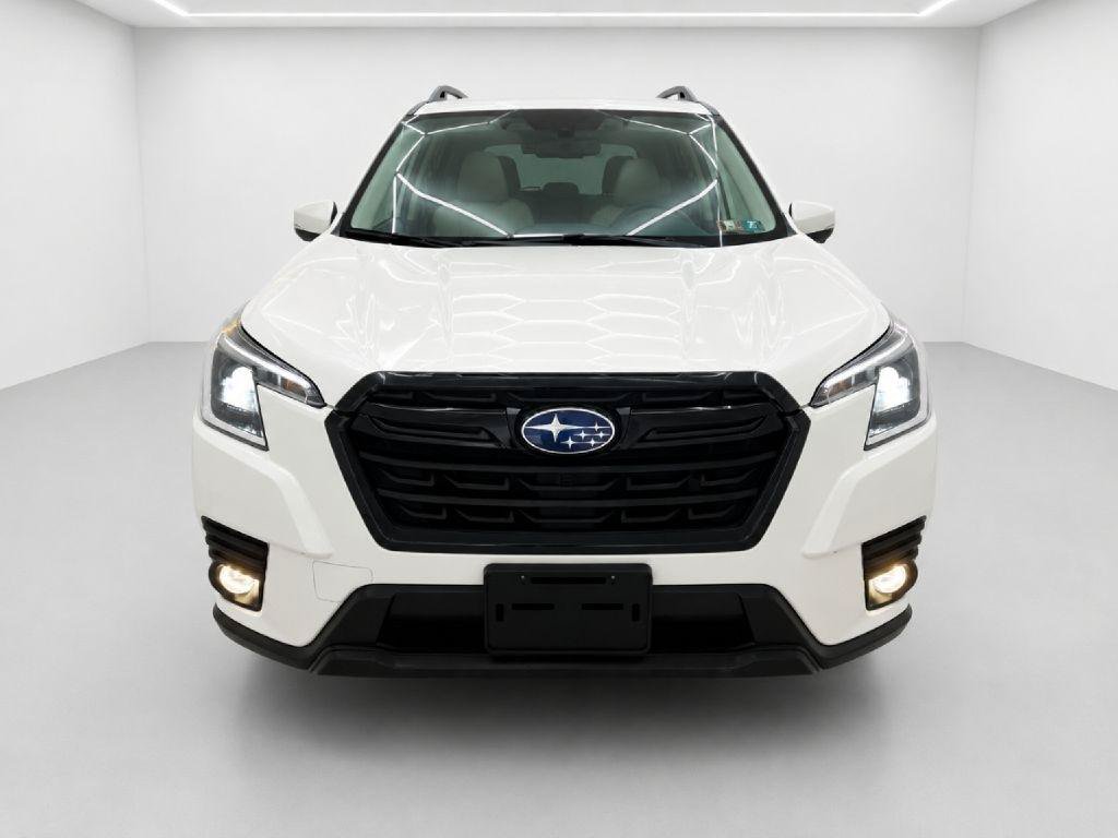 Used 2023 Subaru Forester Premium AWD/4WD image 8