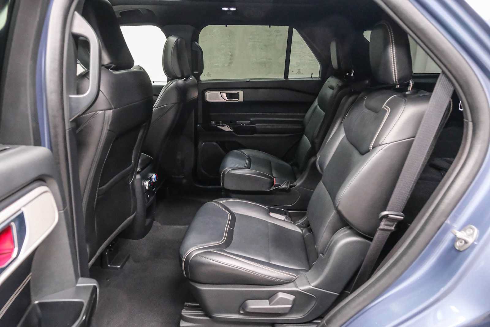 Used 2021 Ford Explorer ST w/ Equipment Group 401A AWD/4WD image 23