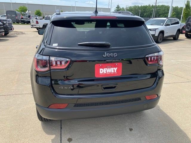 New 2026 Jeep Compass Latitude AWD/4WD image 7