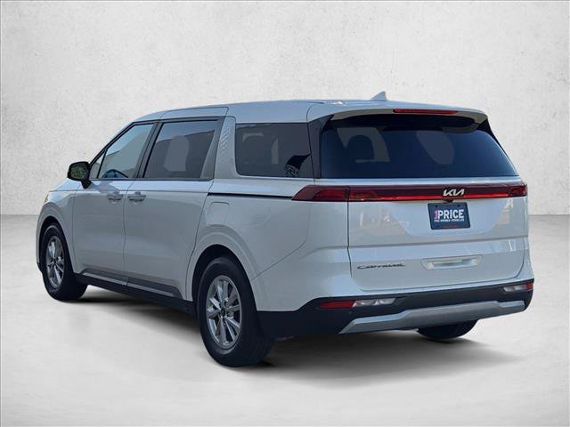 Used 2022 Kia Carnival LX FWD image 7