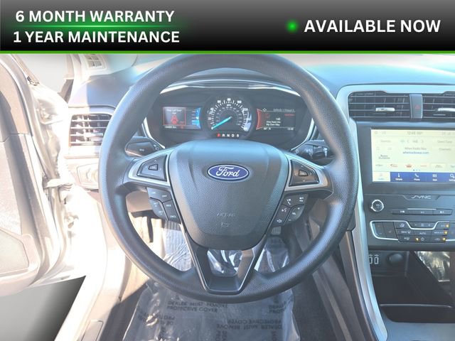 Used 2020 Ford Fusion SE image 12