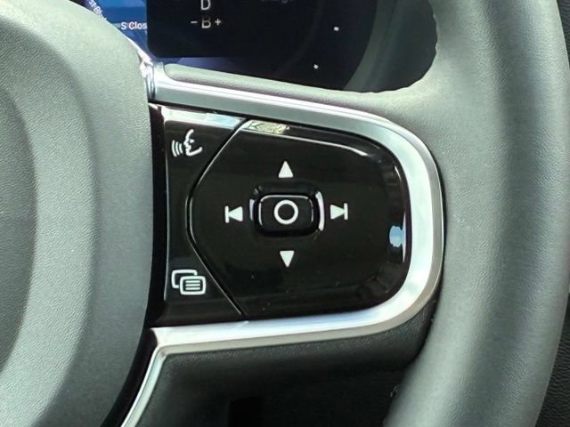 New 2026 Volvo XC60 T8 Plus w/ Climate Package PRO AWD/4WD image 12