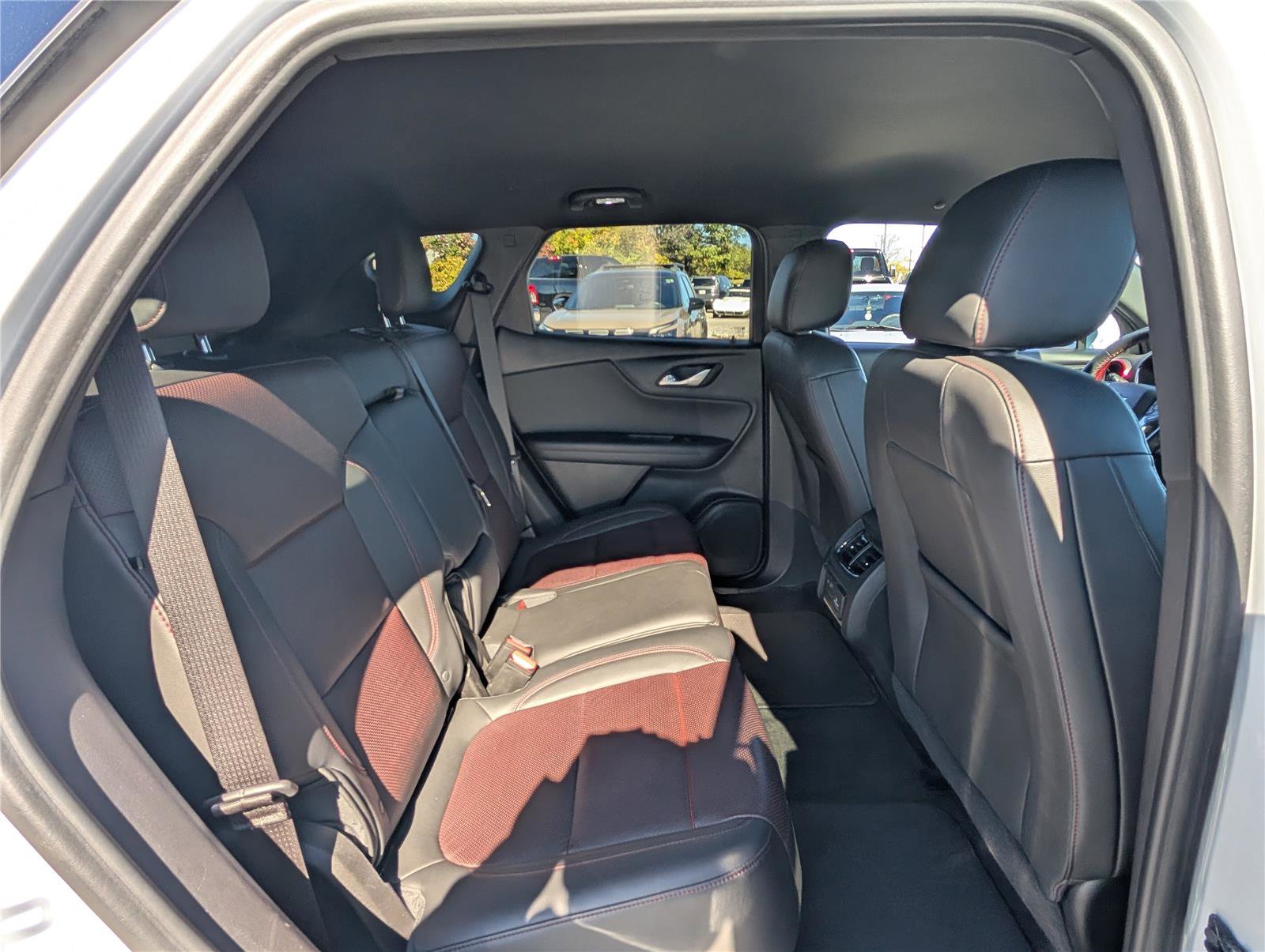 Used 2020 Chevrolet Blazer RS image 11