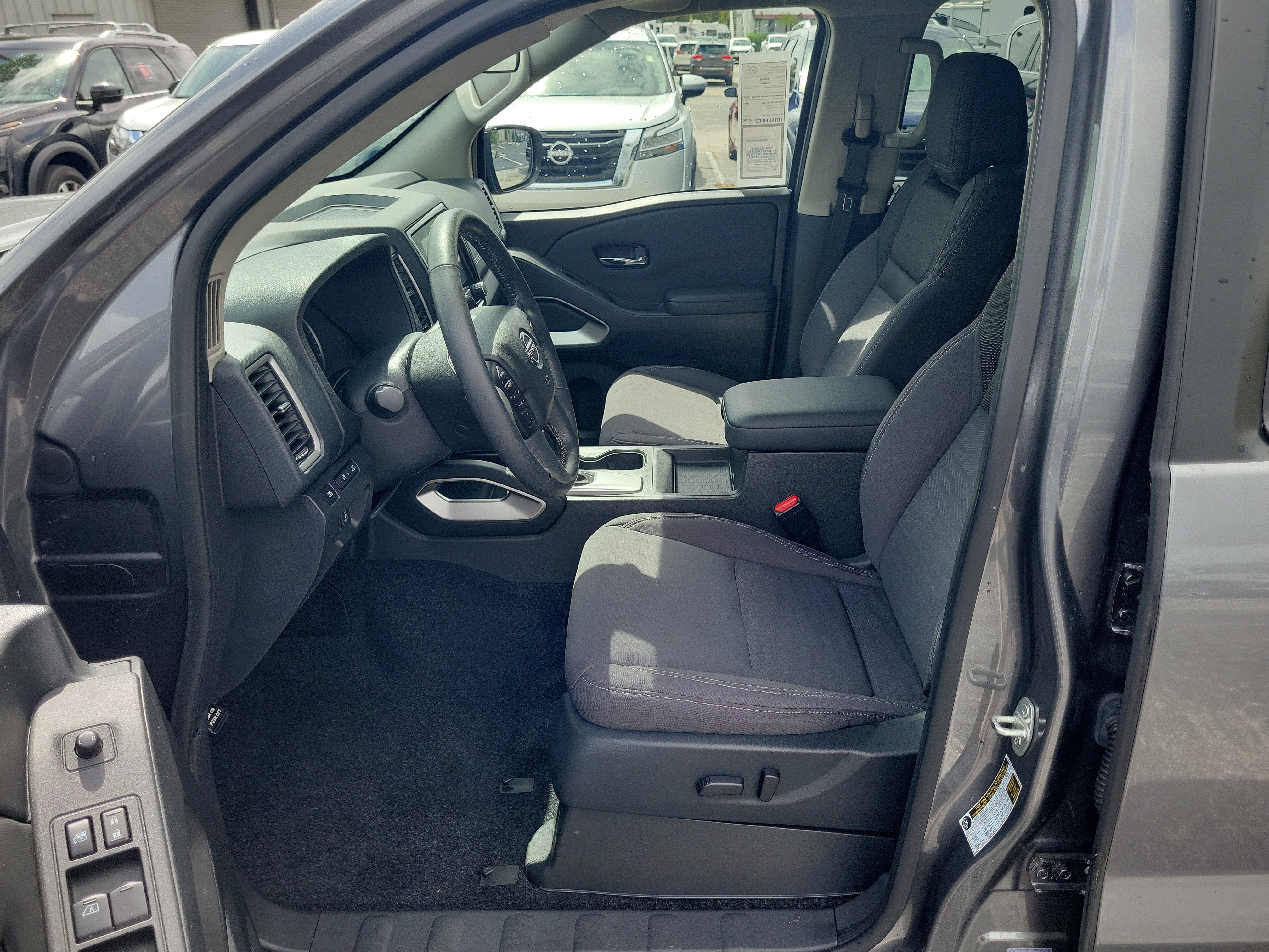 Certified 2024 Nissan Frontier SV w/ SV Convenience Package RWD image 11
