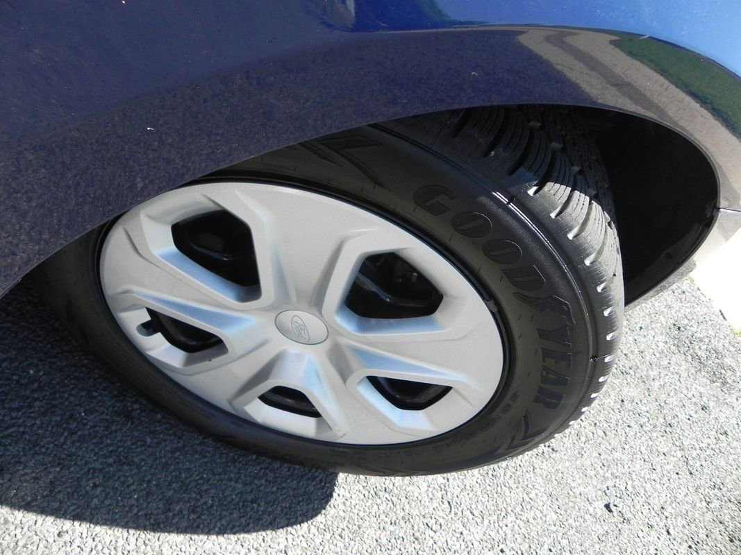 Used 2018 Ford Taurus Police Interceptor image 8