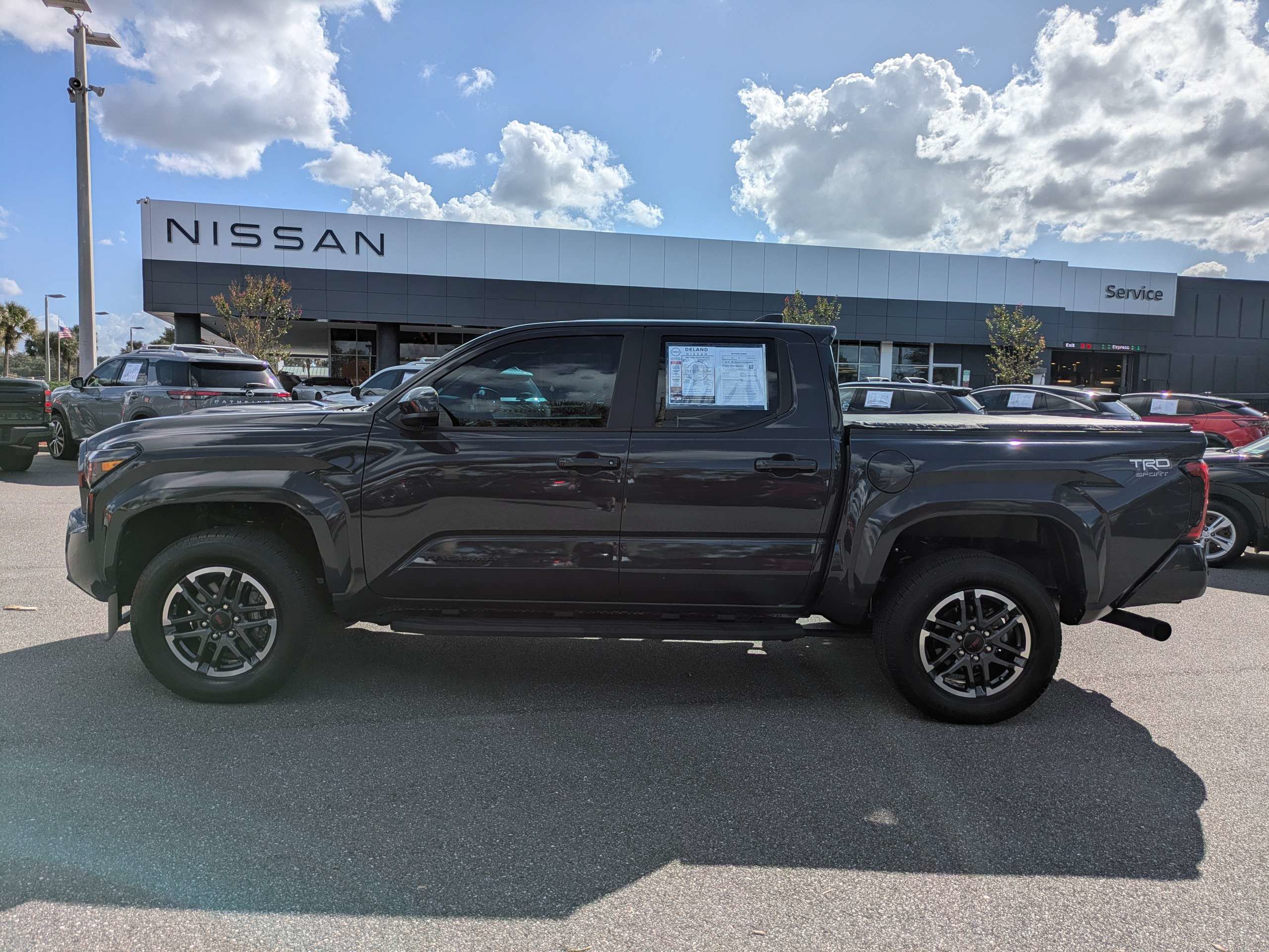 Used 2024 Toyota Tacoma TRD Sport RWD image 7