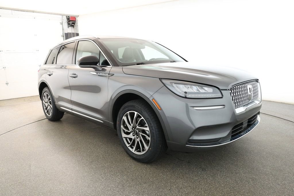 Used 2022 Lincoln Corsair AWD w/ Equipment Group 101A image 3