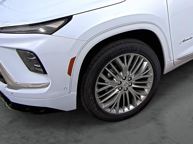 New 2027 Buick Enclave Avenir w/ LPO, Floor Liner Package AWD/4WD image 7