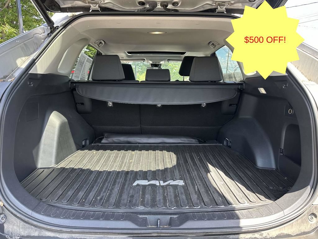 Used 2023 Toyota RAV4 XLE w/ Convenience Package AWD/4WD image 12