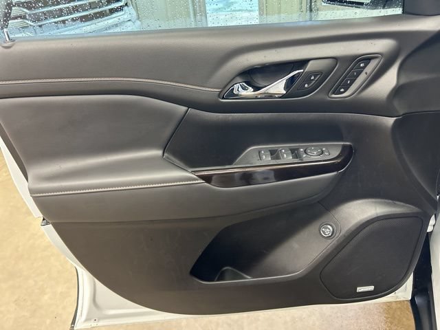 Used 2023 GMC Acadia AT4 w/ GMC Pro Grade Package AWD/4WD image 13