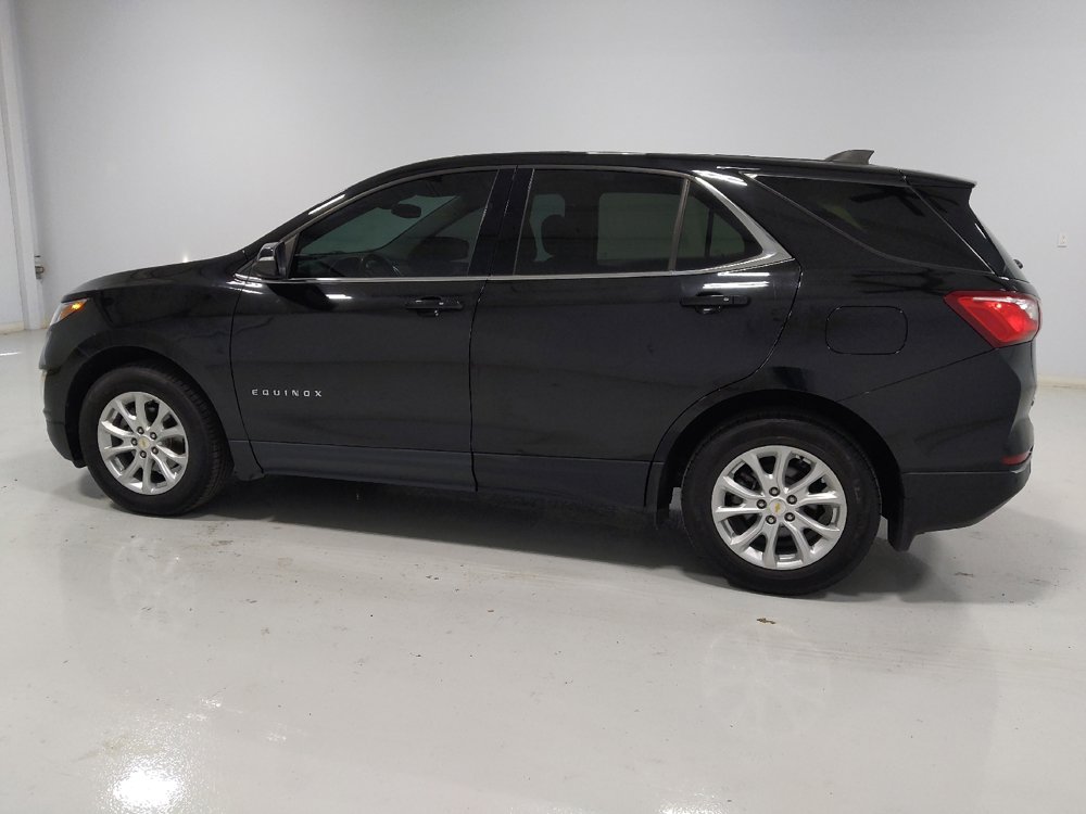 Used 2019 Chevrolet Equinox LT w/ Driver Convenience Package image 3