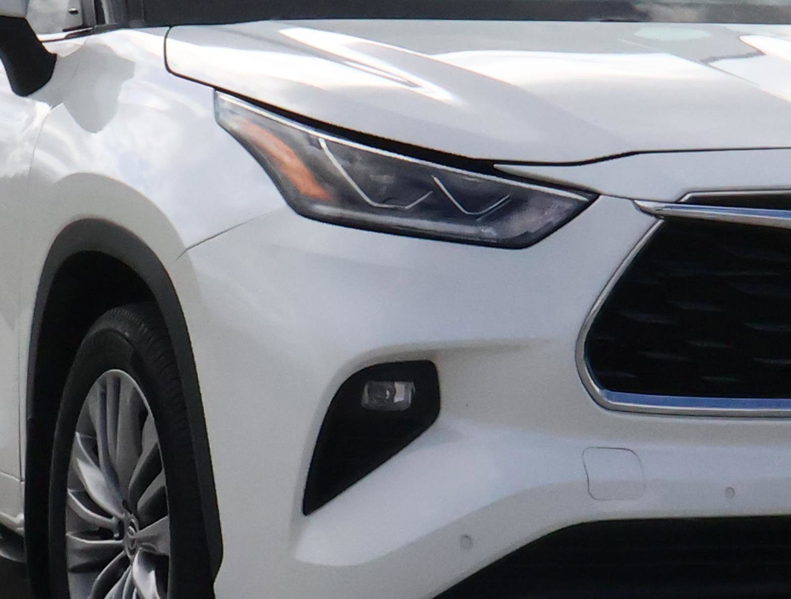 Used 2021 Toyota Highlander Platinum image 7