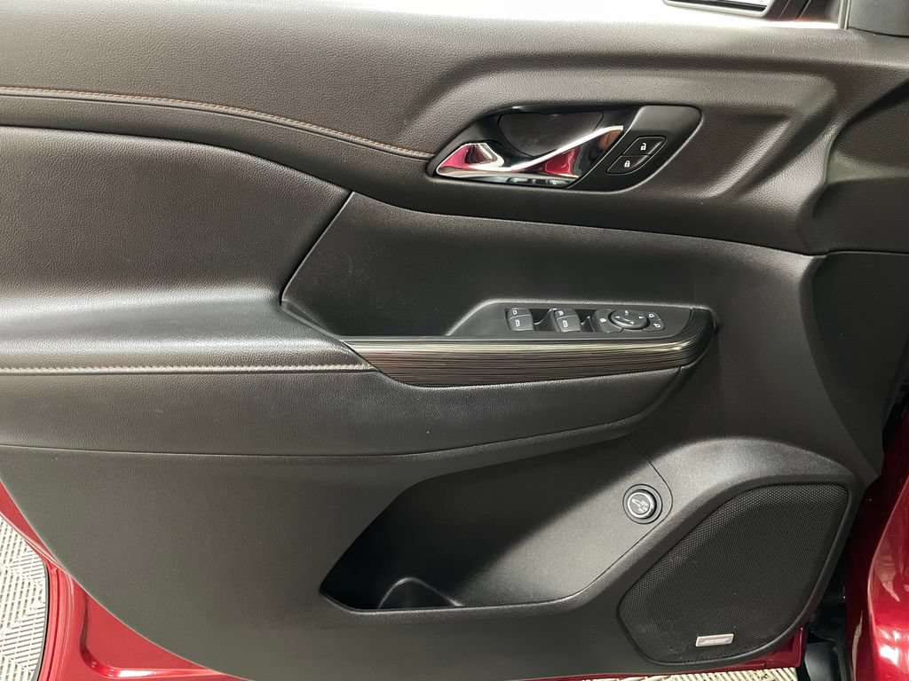 Certified 2019 GMC Acadia SLT AWD/4WD image 26