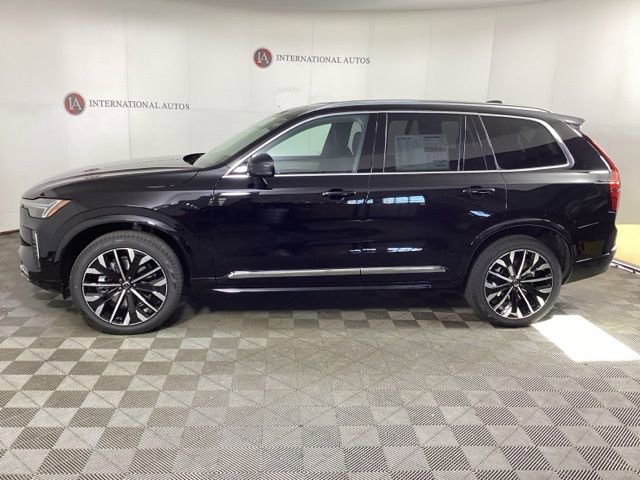 New 2026 Volvo XC90 B6 Plus w/ Protection Package Premier image 7