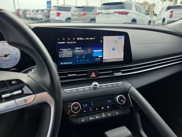Used 2024 Hyundai Elantra Limited FWD image 24