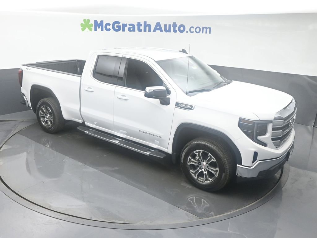 New 2026 GMC Sierra 1500 SLE w/ Preferred Package image 3