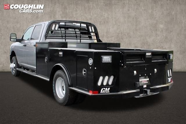 New 2024 RAM 3500 Tradesman image 12