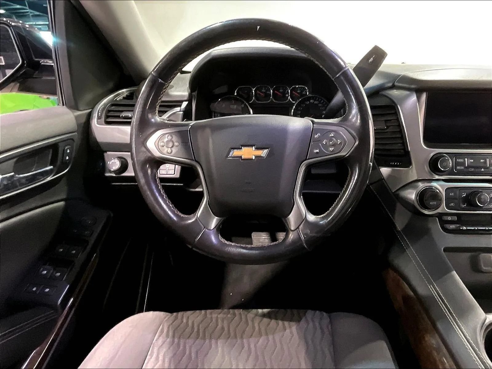 Used 2018 Chevrolet Tahoe LS w/ All-Season Package RWD image 20