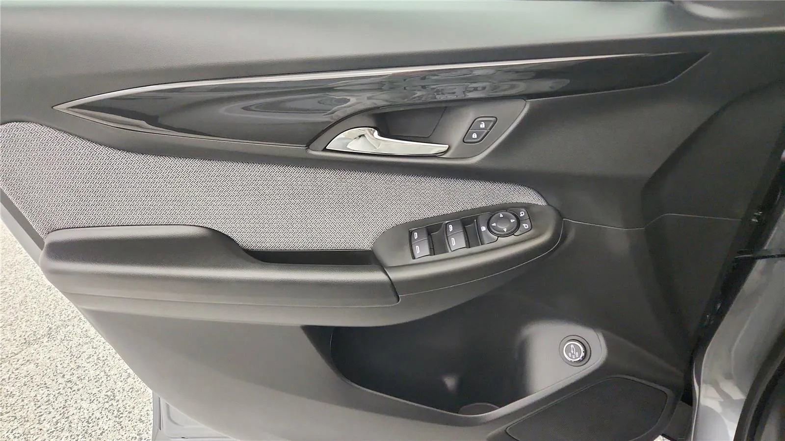 New 2026 Chevrolet TrailBlazer LT w/ Convenience Package image 32