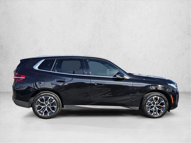 Certified 2025 BMW X3 xDrive30i w/ Premium Package image 4