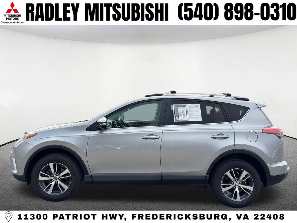 Used 2017 Toyota RAV4 XLE FWD image 16