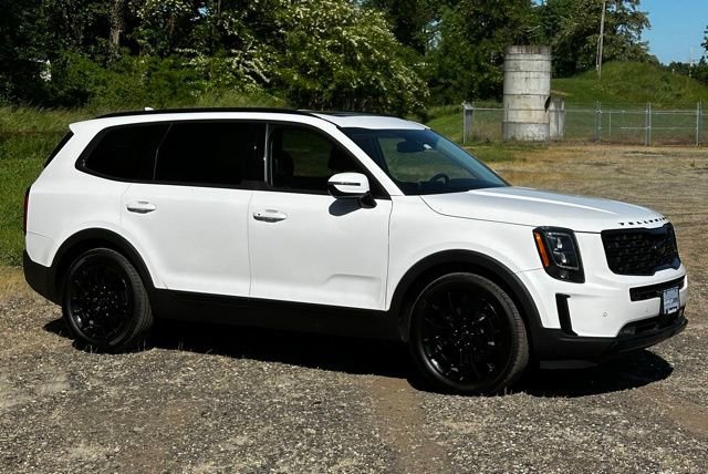 Used 2021 Kia Telluride SX w/ SX Prestige Package AWD/4WD image 2
