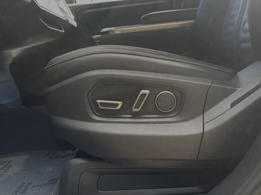 Used 2024 Rivian R1T Adventure image 27