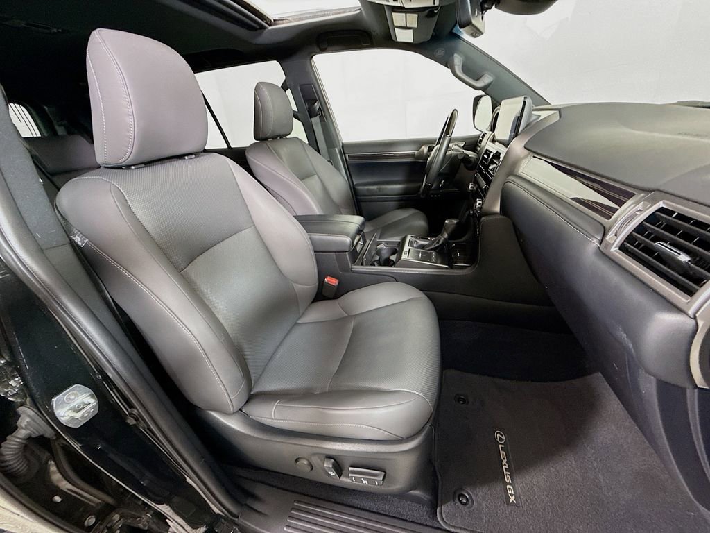 Certified 2023 Lexus GX 460 Premium w/ Premium Package AWD/4WD image 29