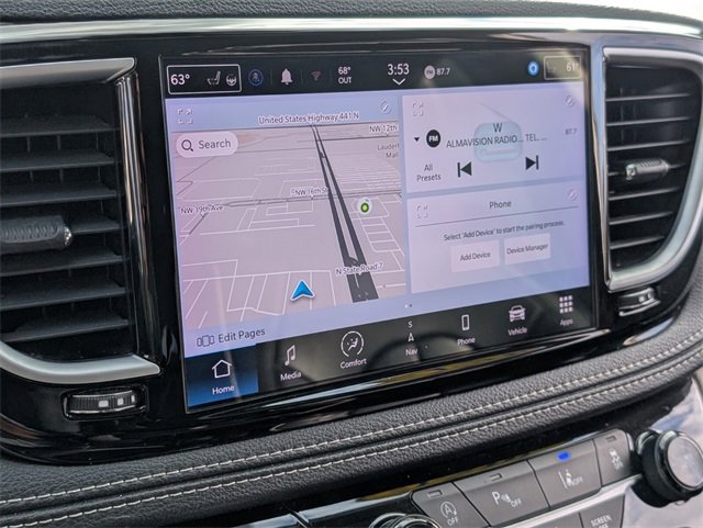 Used 2023 Chrysler Pacifica Limited image 69