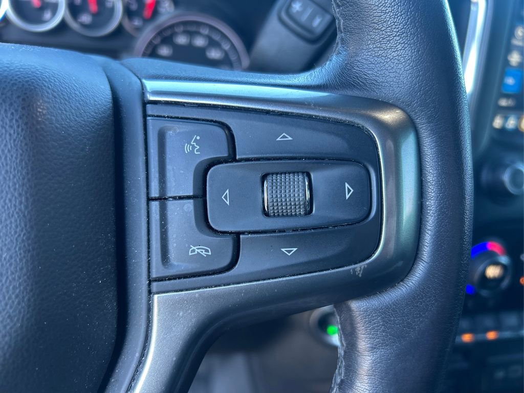 Used 2021 Chevrolet Silverado 1500 LTZ AWD/4WD image 31