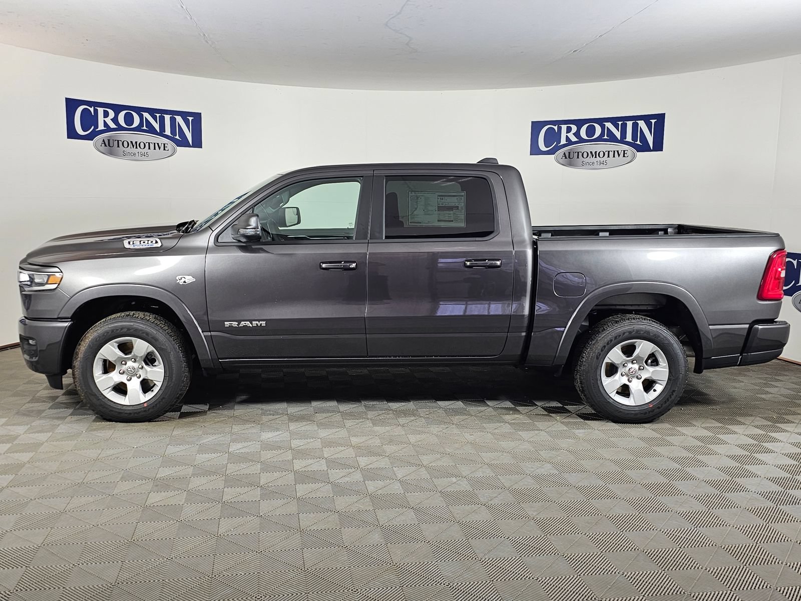 New 2026 RAM 1500 Big Horn AWD/4WD image 2