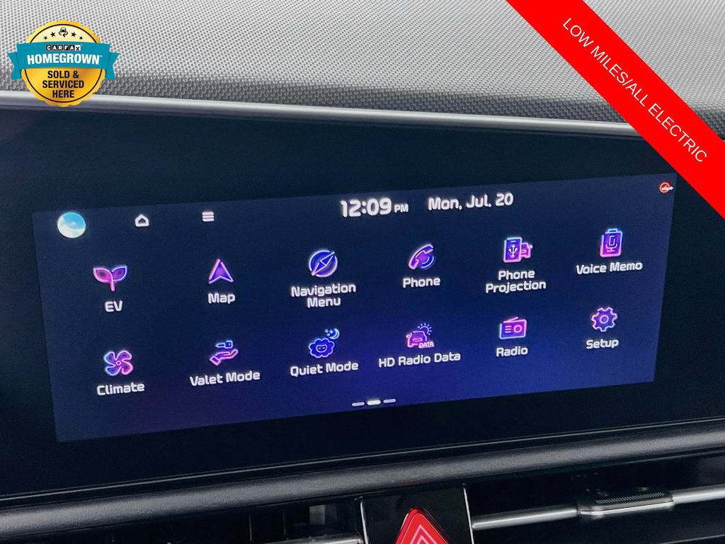 Certified 2025 Kia Niro Wind FWD image 16